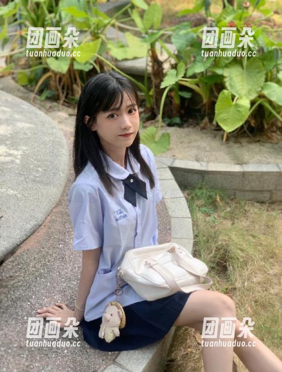 Tiny Asa 与Tiny Asa修女共赏全套写真,发现她的艺术与心灵之旅.txt